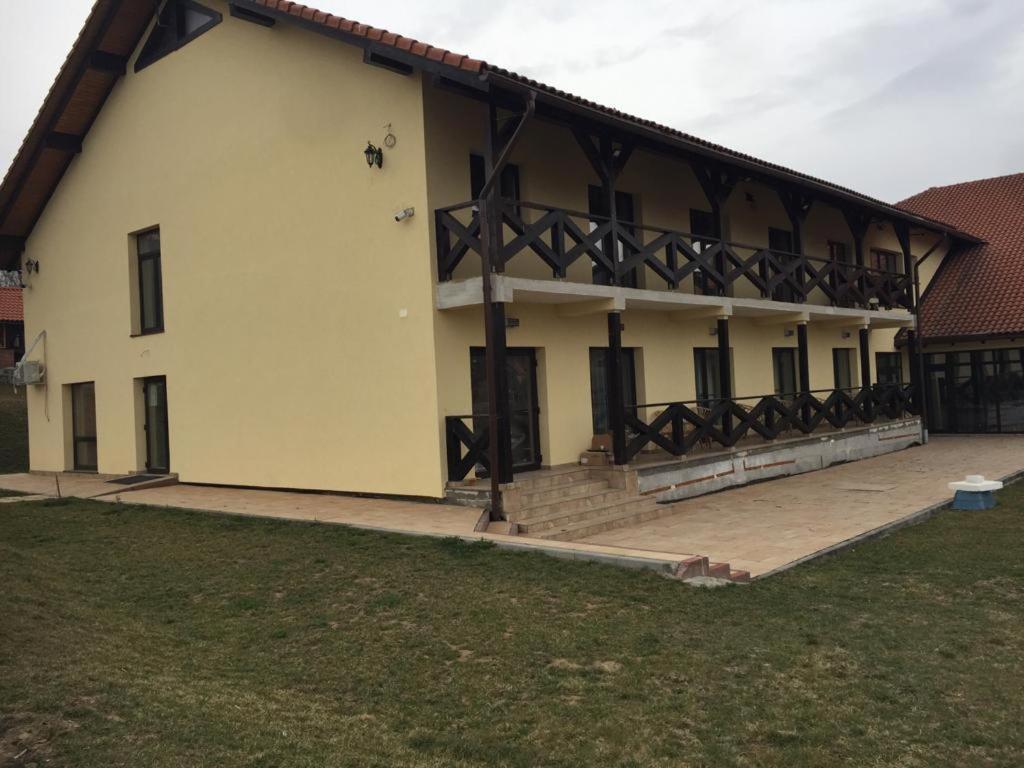 Pensiunea Emris Spatac Exterior foto